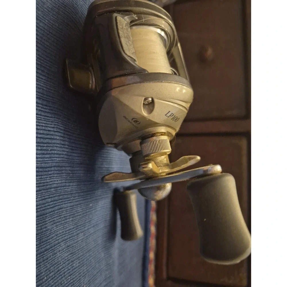 Pinnacle Platinum Plus LP100 Low Profile Baitcasting Reel
